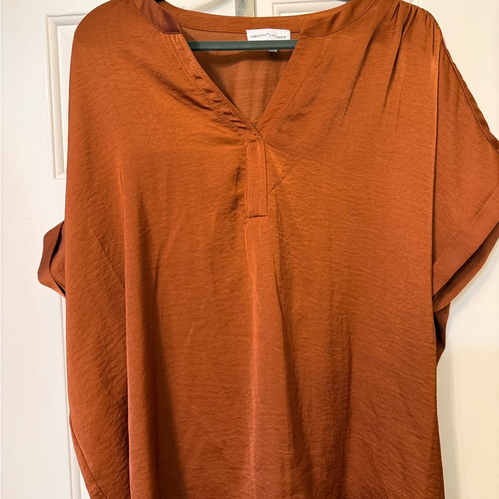 Gibson Latimer Women's Rust Blouse